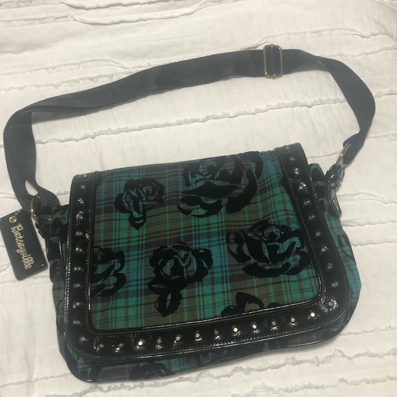 Betseyville Messenger Bag - Picture 4 of 8